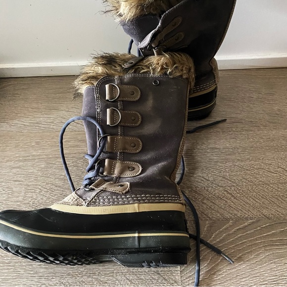 200$+ new! Sorel Joan of Arctic snow boots - Picture 7 of 7